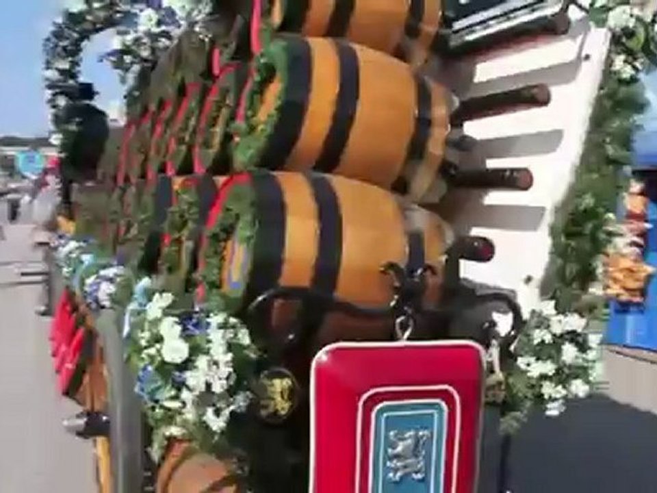 Oktoberfest 2010: Trachten- und Schützenzug 19.09.2010, Pt. 1