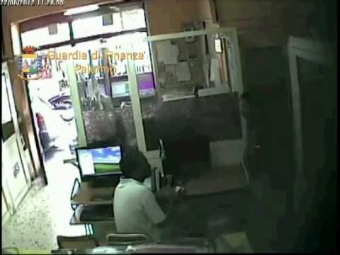 Palermo - Lavavetri eritreo era un usuraio, arrestato (28.06.12)