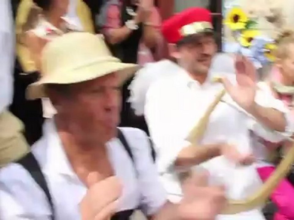 Junggesellen-Abschiedsfest der Münchner „Vorstadt-Hochzeit anno 1905"