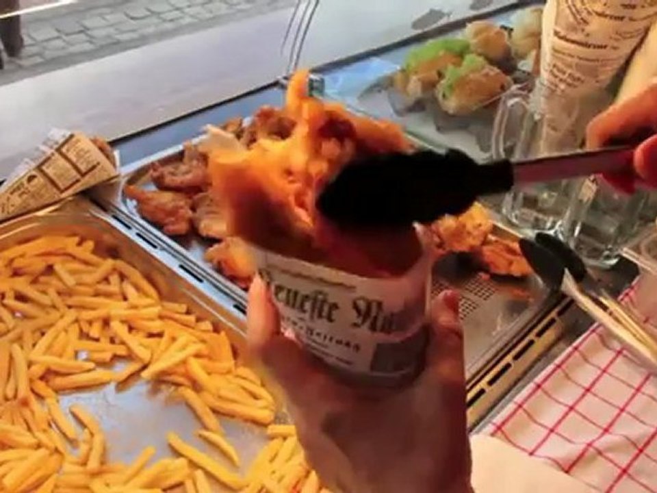 Hamburg's Fisch Hütt'n @ Oktoberfest 2011