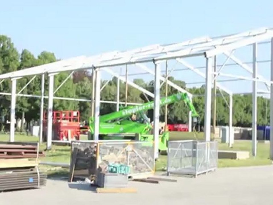 Okoberfest Aufbau 17.08.2011 - Impressionen @ Theresienwiese