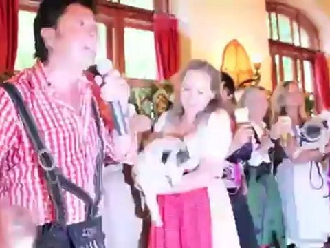 Mopsparty 2011 mit Sir Henry: Wiesn Warm Up im Augustinerkeller