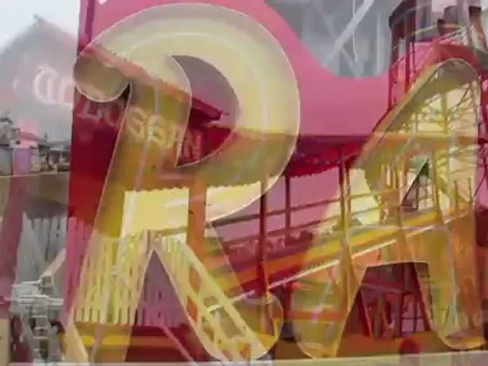 Oktoberfest Aufbau Video 08.09.2011 von ganz-muenchen.de