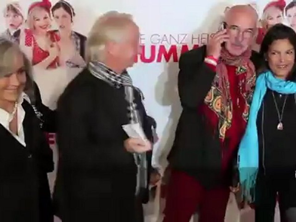 Premiere 'Eine ganz heisse Nummer' mit Monika Gruber am 25.10.2011  München