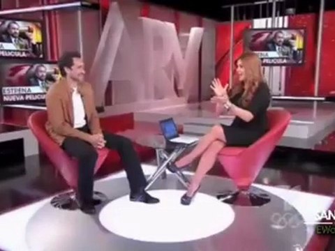 Savages - Demian Bichir en ARV Habla, Salvajes y de Sandra Echeverria