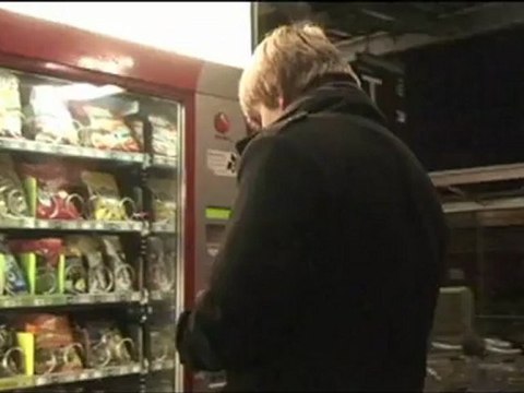 Lycées Victor Hugo et Louis Pasteur 1er prix du concours Regards sur les discriminations 2012