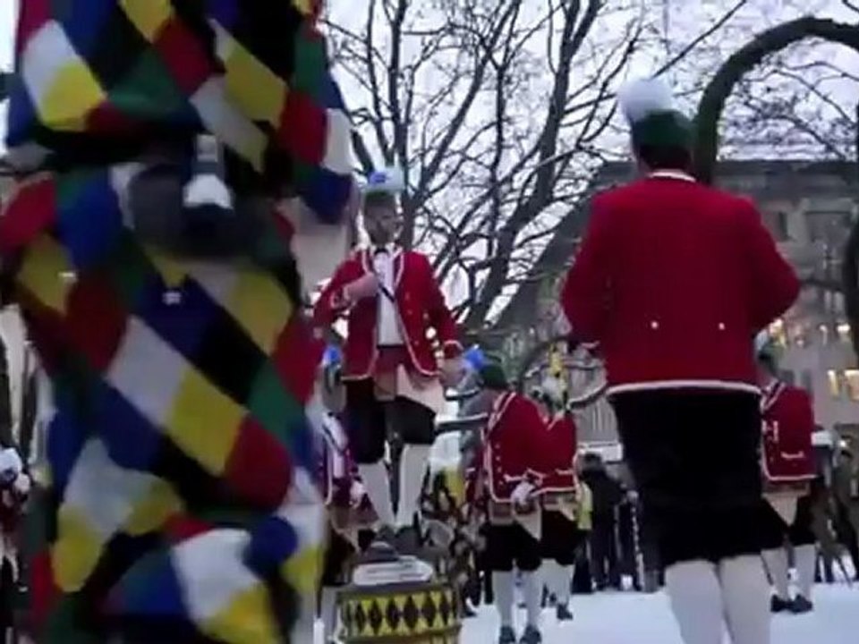 Schäfflertanz 2012 im Schnee @ Sendlinger Tor Platz