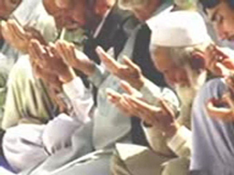Small Child Dua - Ahmed Saud  Translation in Video Description