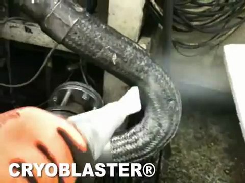 Nettoyage cryogénique d'un gaine inox: CRYOBLASTER®