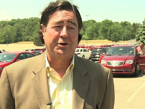 Autosital - Livraison des premières Dodge Dart au Palace d'Auburn Hills