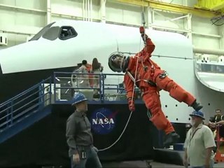 [STS-135] Training - Egress Scenarios