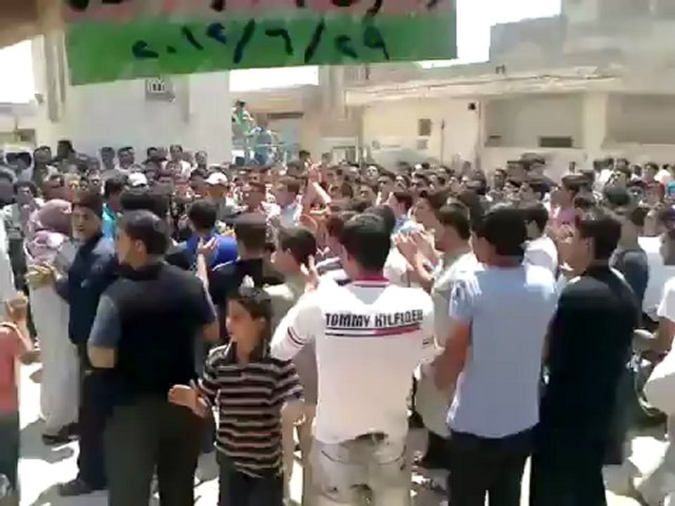 Syria فري برس حماه  المحتلة حلفايا جمعة واثقون بنصر الله رغم الحصار 29 6 2012 ج2 Hama