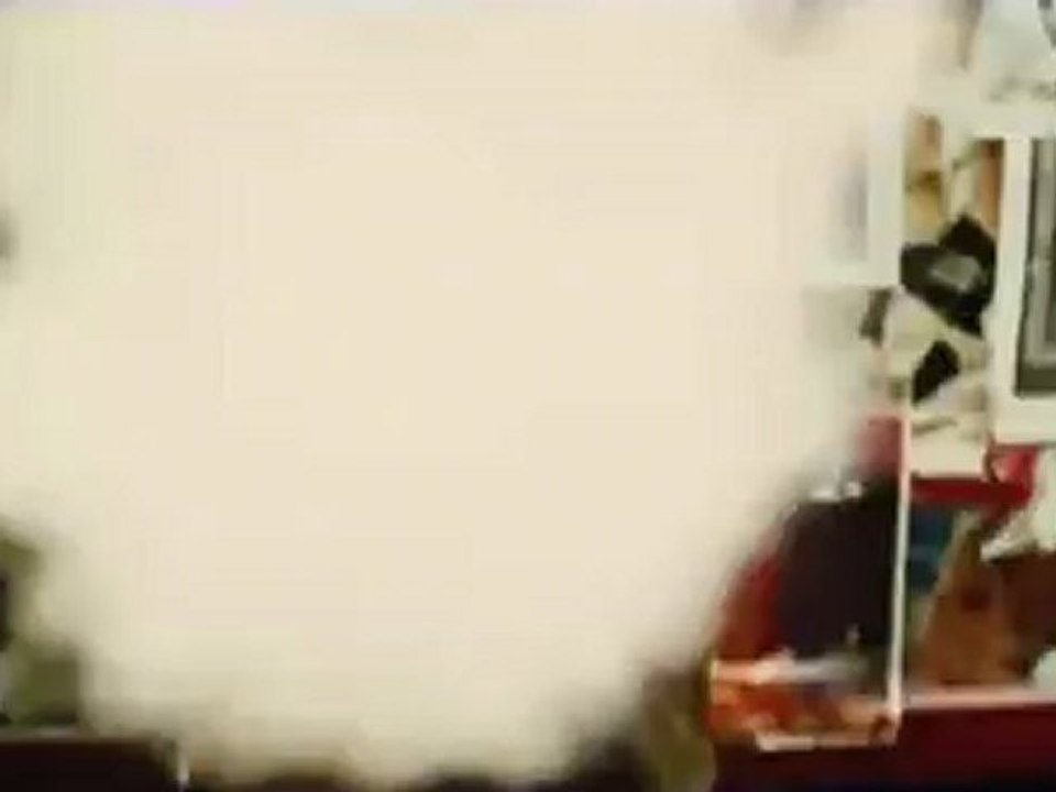 Looper Official International Trailer
