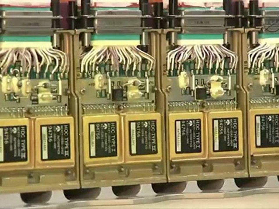 [STS-134] Technicians Test Removed Faulty Power Box From Shuttle Endeavour