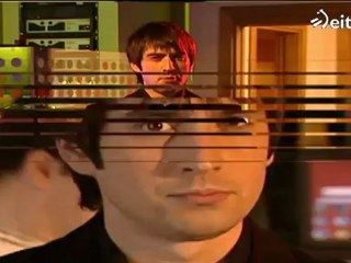 ¿Por qué las mujeres van de dos en dos al baño?