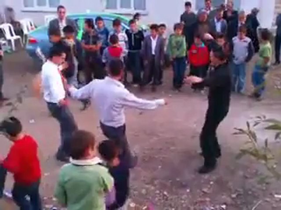 MICIRLAR KÖYÜNDE DÜĞÜN:H.ŞİMAL