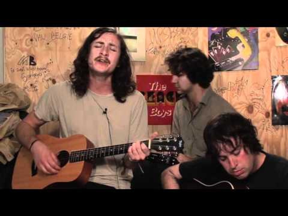 Lowlands session - Sleepy Sun plays Ooh Boy