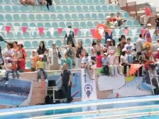 Yüzücülerden Muhteşem Atlayış