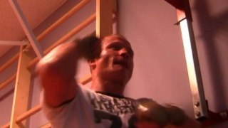 Paweł Głażewski trenuje przed walką z Royem Jonesem Jr: piłka refleksówka, gruszka bokserska, piłka lekarska