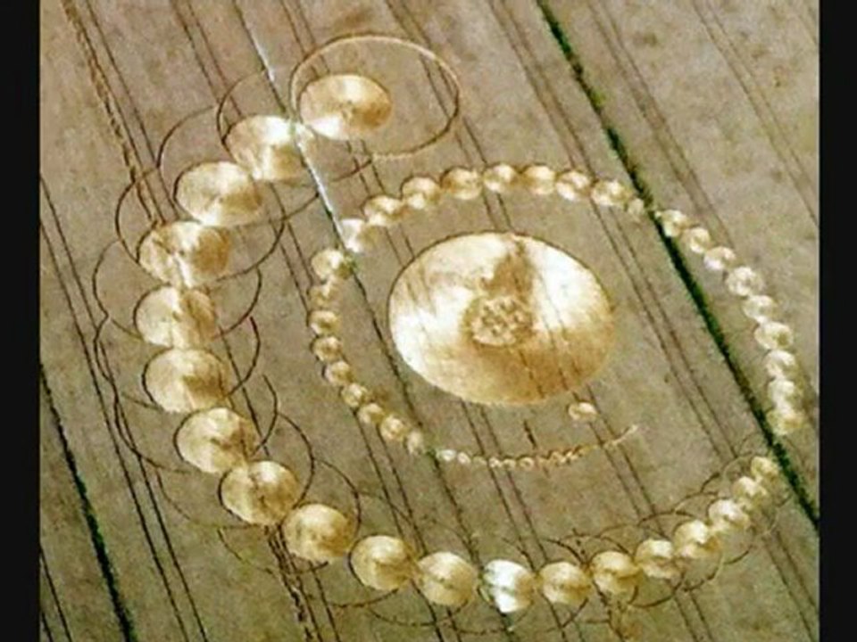 Étonnant Crop Circle ~ Italie  ~ Juin 2012