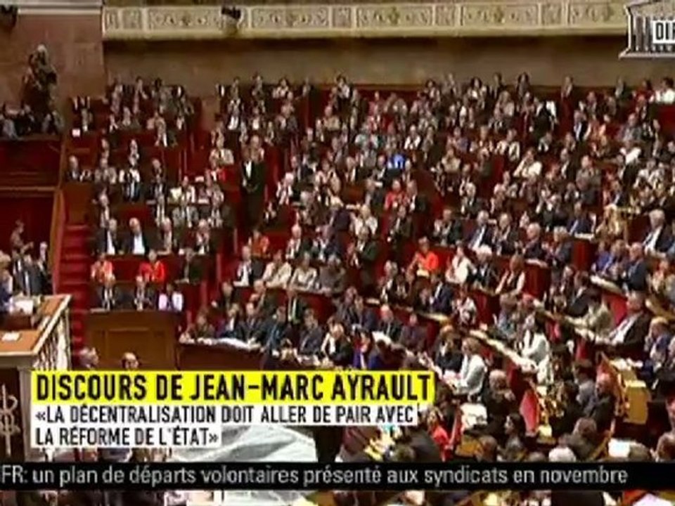 Ayrault sur le droit de vote des étrangers : vivats à gauche, huées à droite