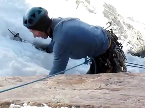 Wspinacz górski o krok od śmierci