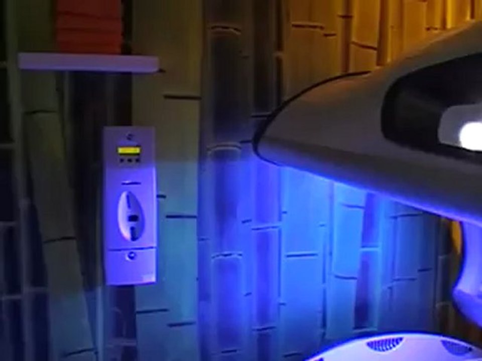 AIDAblu Hamburg Sonnenbank Hafen AIDA kreuzfahrten AIDAblue Film Video Clubschiff