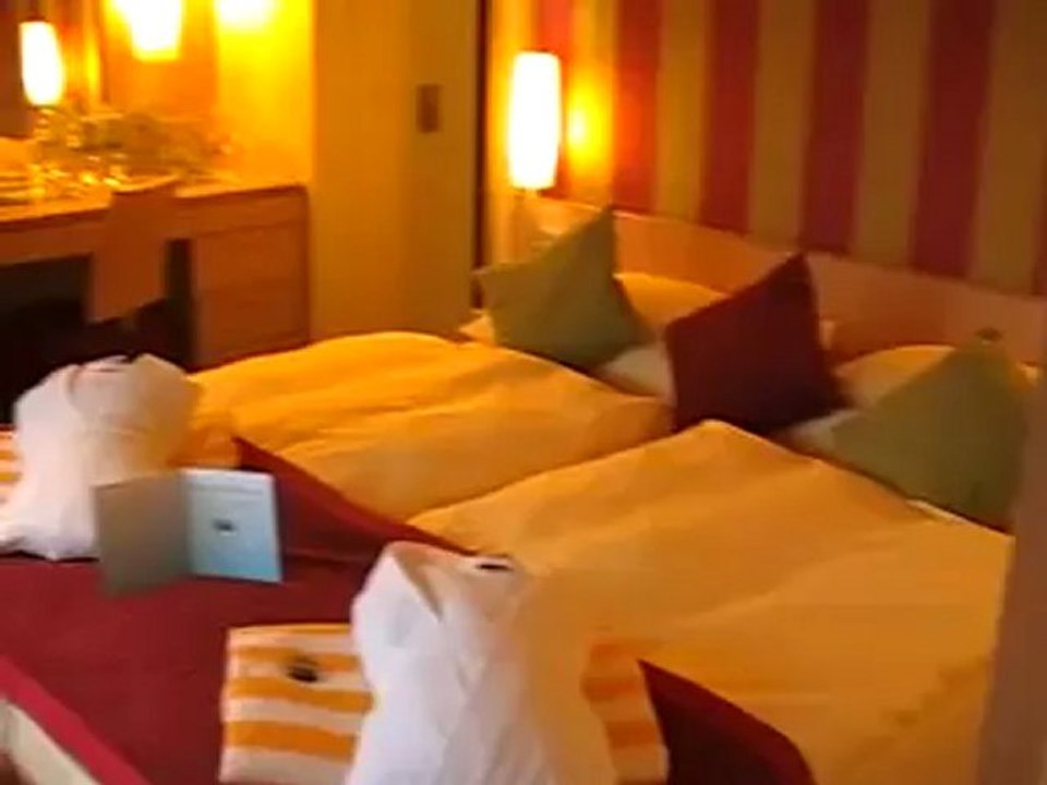 AIDAblu Hamburg Hafen AIDA kreuzfahrten AIDAblue Deluxe Suite SA Fotos Bilder Clubschiff