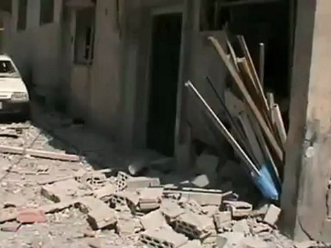 Syria فري برس حمص حي جورة الشياح بحمص وأثار الدمار جراء القصف 30 6 2012 Homs