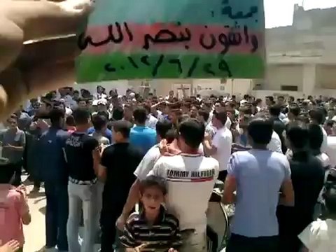 Syria فري برس حماه المحتلة حلفايا جمعة واثقون بنصر الله 29 6 2012 Hama
