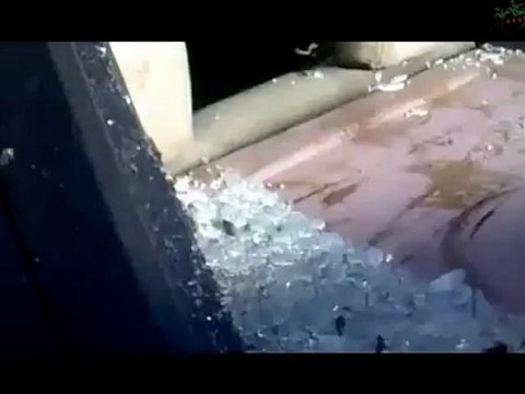 Syria فري برس ريف دمشق معضمية الشام ما تعرضت له السيارات في المدينة جراء استهدافها من قبل عصابات الأسد 29 06 2012 Damascus