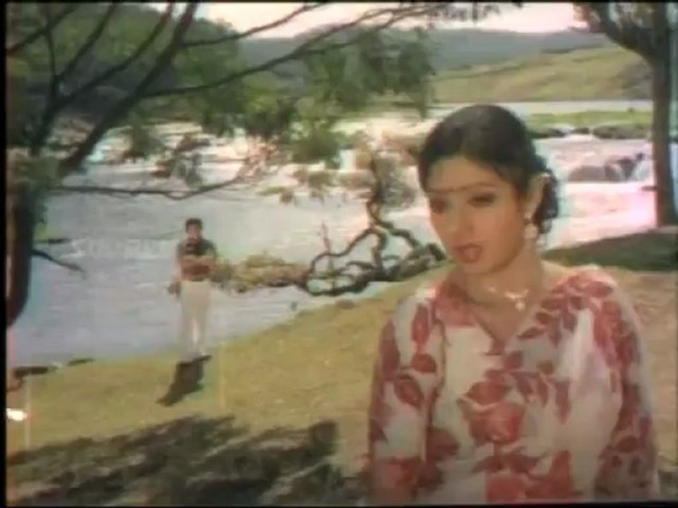 Rekkalu Todigi - Super Star Krishna and Sri Devi