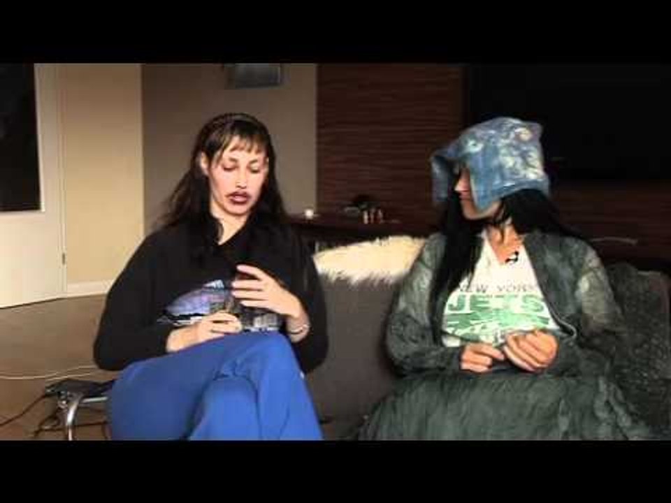 CocoRosie interview - Sierra and Bianca Casady (deel 5)
