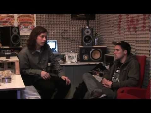 Lowlands spotlight: Op bezoek bij Boef en de Gelogeerde Aap in Tilburg