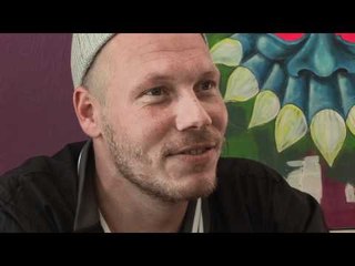 Splendid geniet van pijnlijke situaties