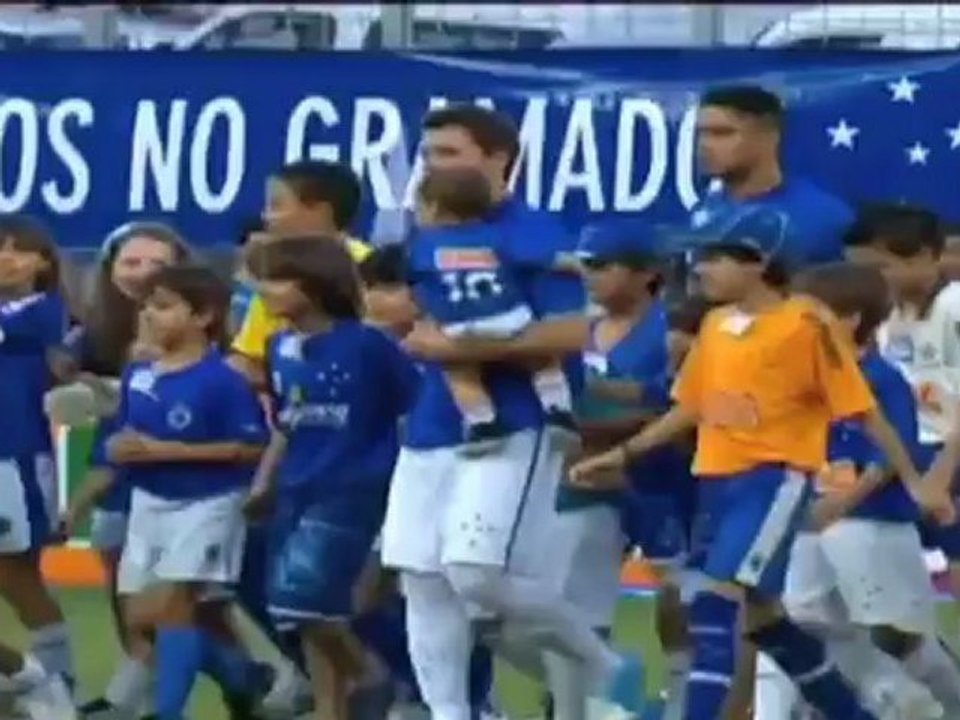 Brasiliero: Sao Paulo stürzt Cruzeiro von Tabellenspitze