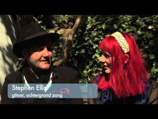 Gabby Young was huiverig voor samenwerking