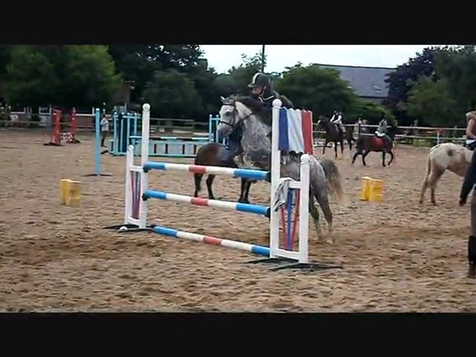 Alice & Princesse-♥-à L'écurie de la Vayrie-♥- CSO, 90 cm à 1m10-♥- Puissance des Shet' ;)