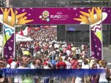 Euro-2012: les supporteurs italiens et espagnols sont prêts