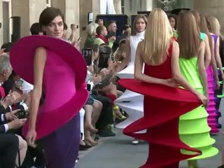 Veteran Cardin flies Paris to space-age