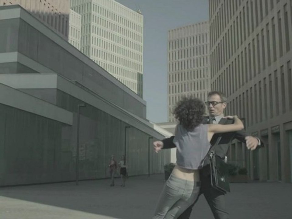 pub roller Diabolo Oxelo Decathlon 'hugs' 2012 [HQ]