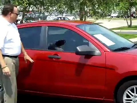 Used 2009 Ford Focus SE for sale at Honda Cars of Bellevue...an Omaha Honda Dealer!