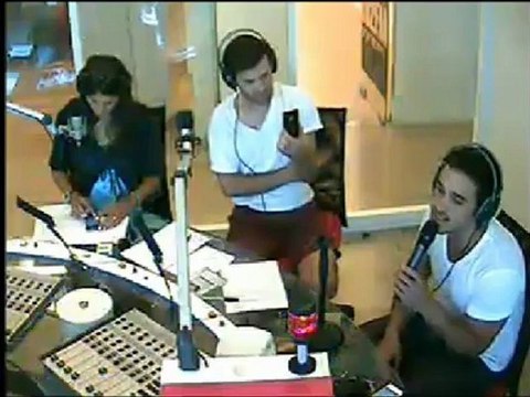 חלק 5 ואחרון אלירז ועינת ברדיו תל אביב 1.7.2012