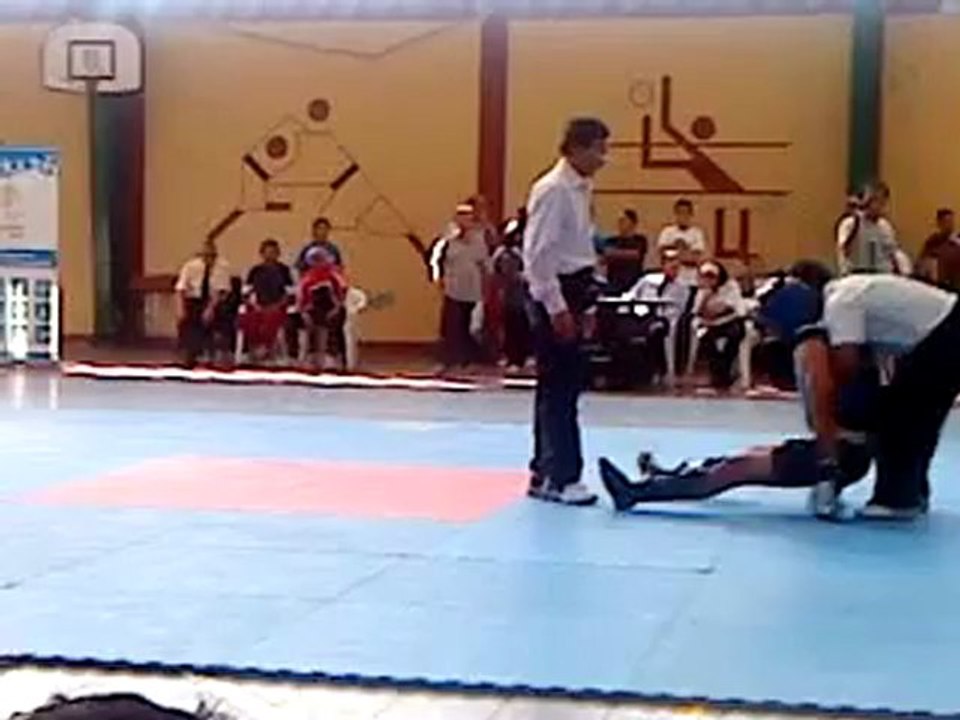 EOPNP (azul) Vs San Marcos(Rojo)