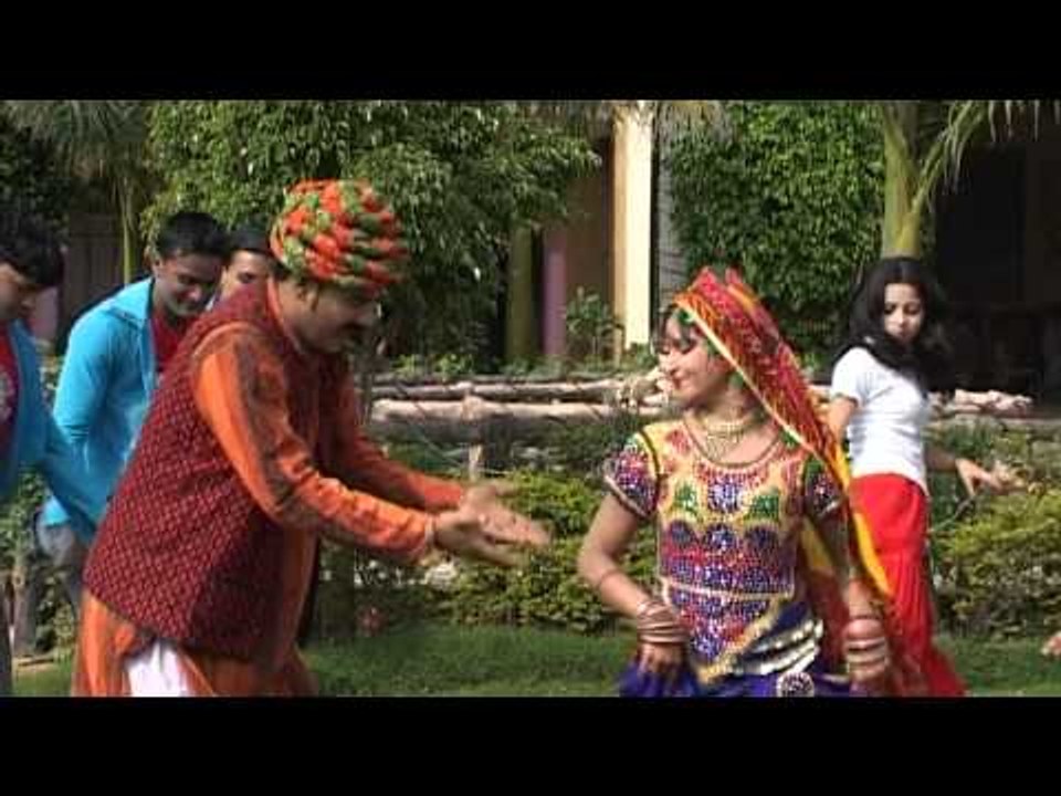 Oodhani Hat Ja Tauu Pacchhe Ne Nachan De DJ Pe...