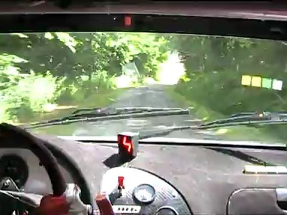 ES4 - Rallye de Sauveterre 2012 - 1er Temps Scratch - Lamouret / Delpech Saxo F2/13