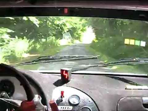 ES4 - Rallye de Sauveterre 2012 - 1er Temps Scratch - Lamouret / Delpech Saxo F2/13