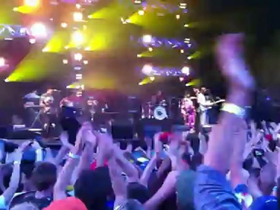 Bertrand Cantat avec Amadou et Mariam Whole Lotta Love Eurockéennes 2012