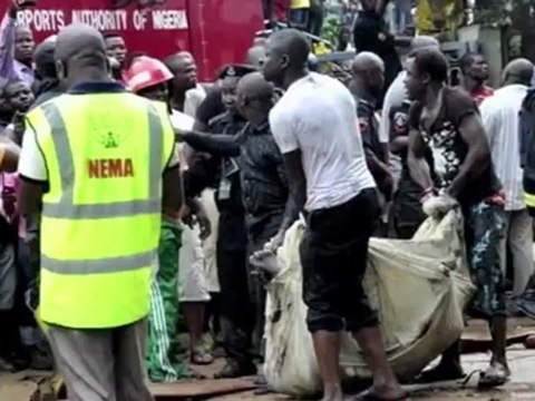 Nigeria : images du crash à Lagos