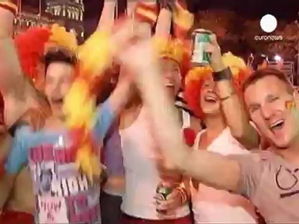 Euro 2012 : joie et fiesta en Espagne, tristesse en Italie